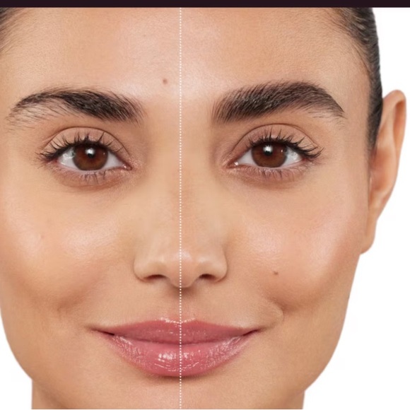 Anastasia Beverly Hills Brow Definer 3 in 1 Triangular Brow Pencil in Dark Brown - Picture 2 of 11